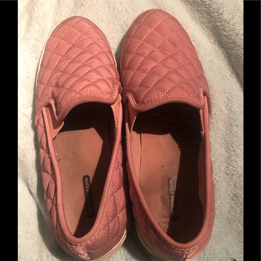 Time & Tru Pink Quilted Upper